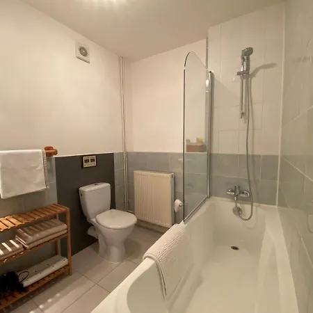 L'envers ベッド・アンド・ブレックファスト