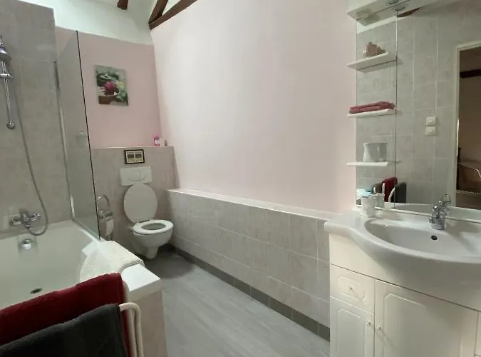 L'envers Bed & Breakfast 3*